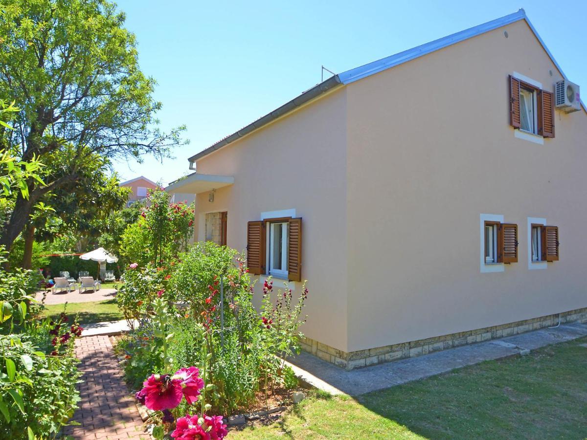 Holiday Home Mihovilka By Interhome Sveti Filip i Jakov Zewnętrze zdjęcie